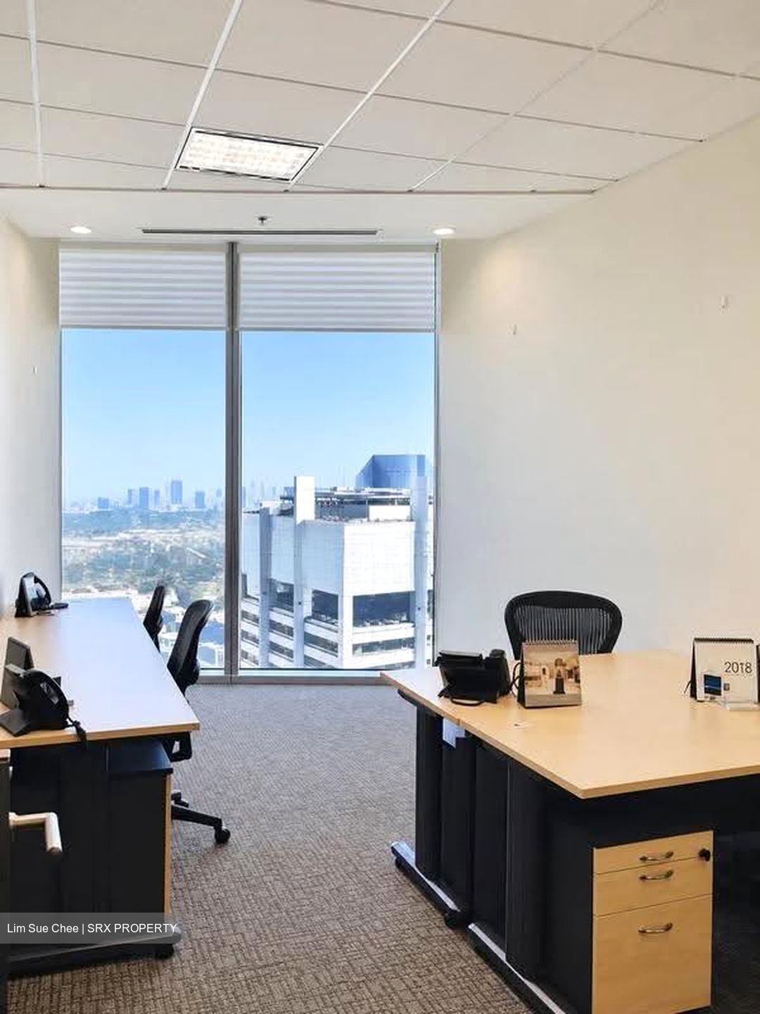 Ocean Financial Centre (D1), Office #634985121